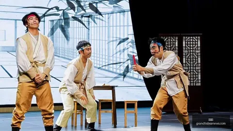 体育品牌联名电竞服饰，潮流设计引爆时尚圈